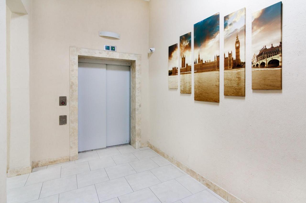 Modern Apartment In The City Center In A New Building Odessa Esterno foto